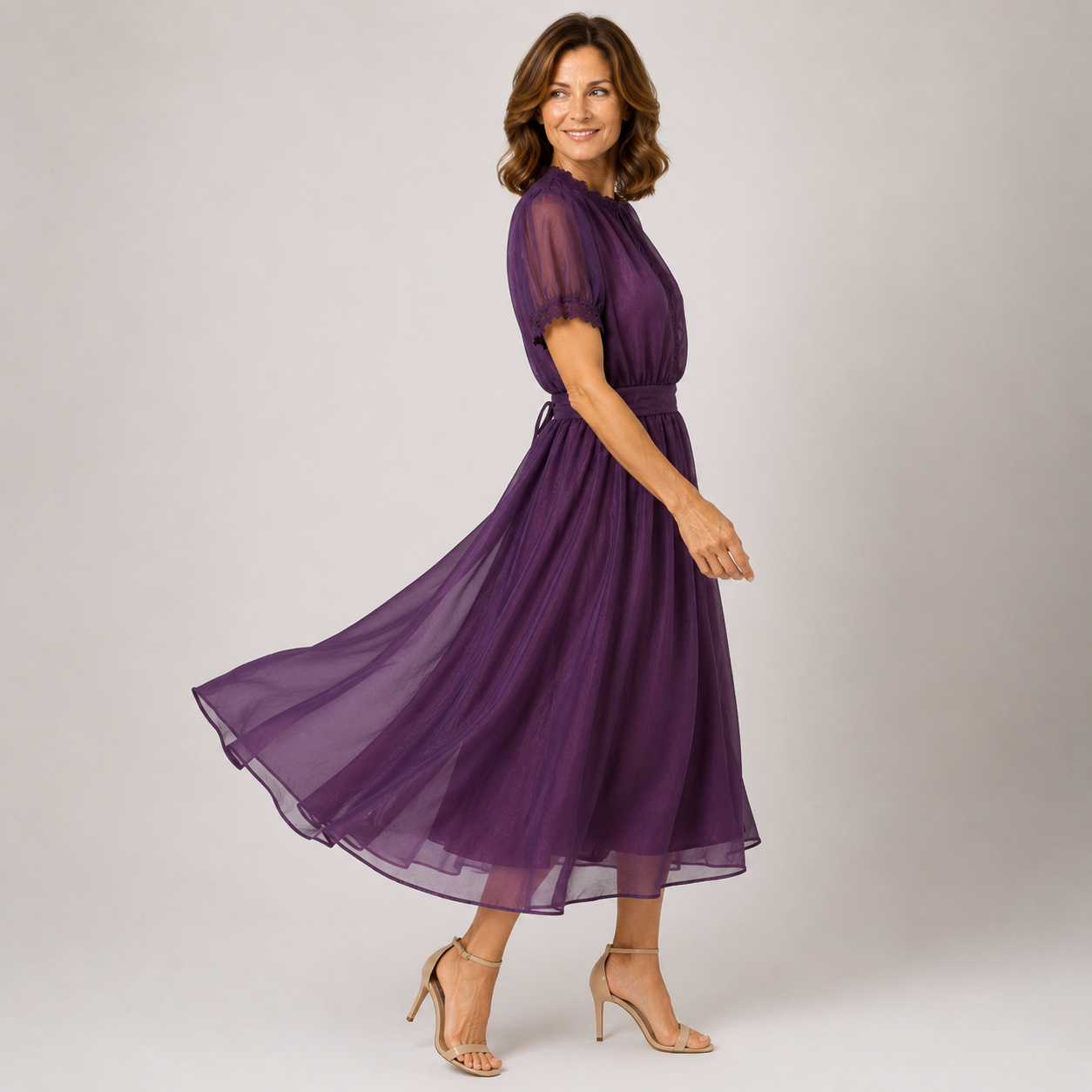 Flavia | Maxi Vestido con Escote en Gota y Bordes de Encaje Chiffon
