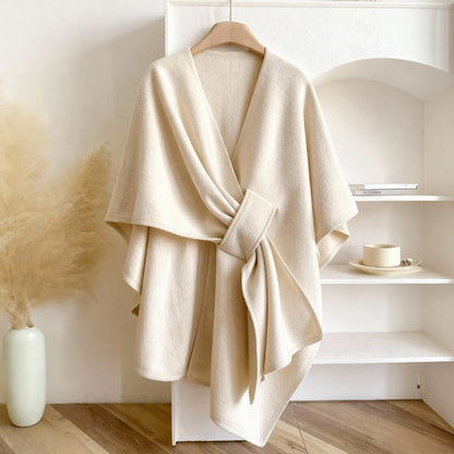 Aurora™️ – Poncho Envolvente de Elegancia Atemporal