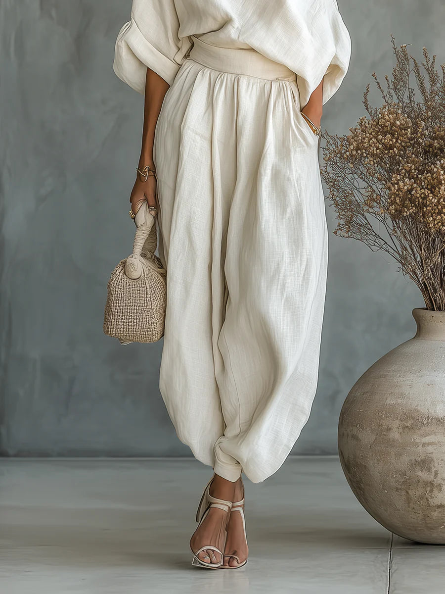 Eleonora | Conjunto elegante de dos piezas con un hombro descubierto